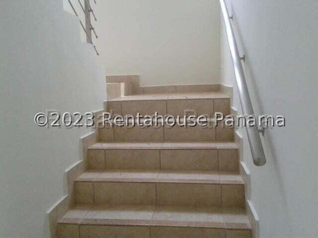 Exclusive Townhouse - Hermosa casa en Brisas del Golf
